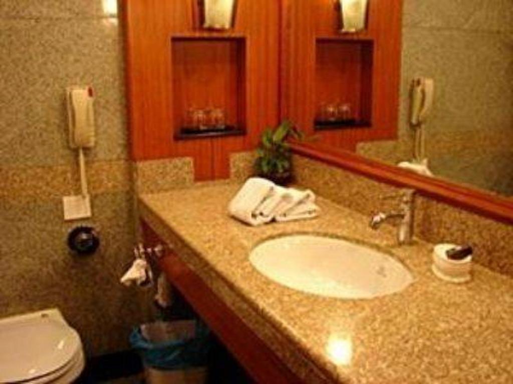 Hotel Hans International Nuova Delhi Esterno foto